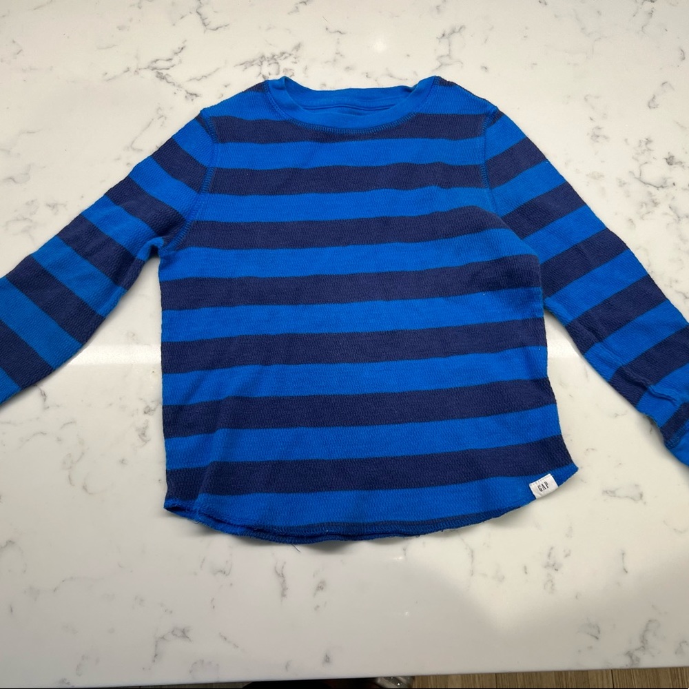 XS Gap Striped shirt